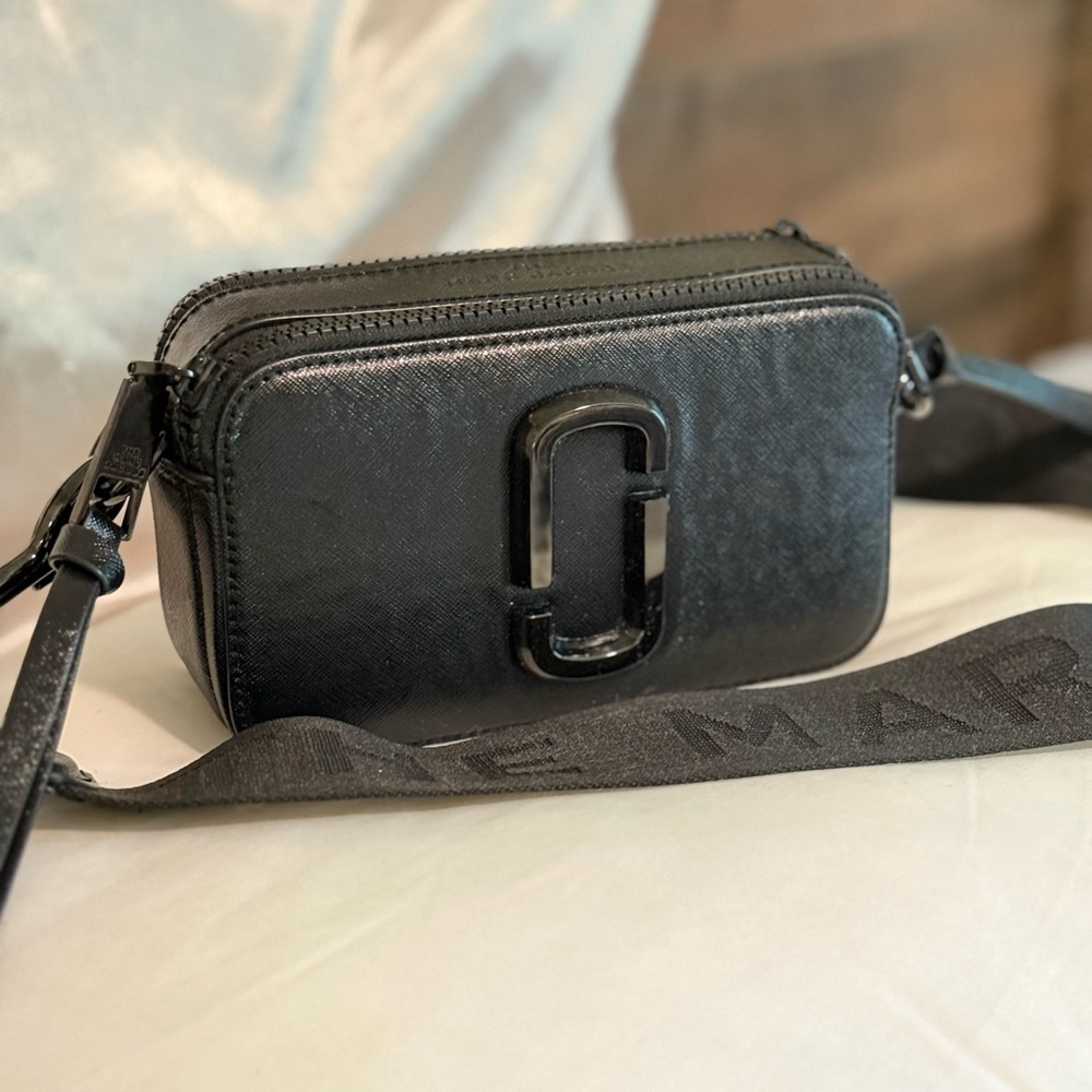Marc Jacobs Black Camera Crossbody Bag